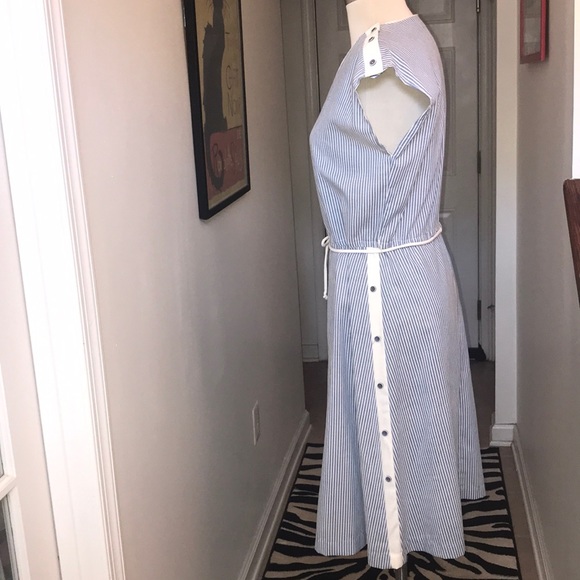 Vintage Seersucker Pattern Dress 😘😗 - Picture 5 of 7